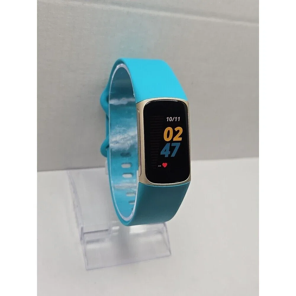 Fitbit Charge 5 Fitness Tracker GPS SpO2 Sleep Monitor Activity W/ Charger Watch